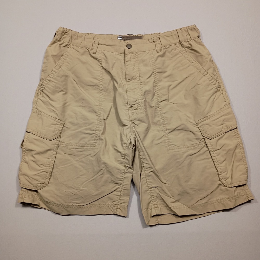REI Cargo Shorts Mens L Cargo Pockets Elastic Waist Khaki Tan Solid Hiking Gear